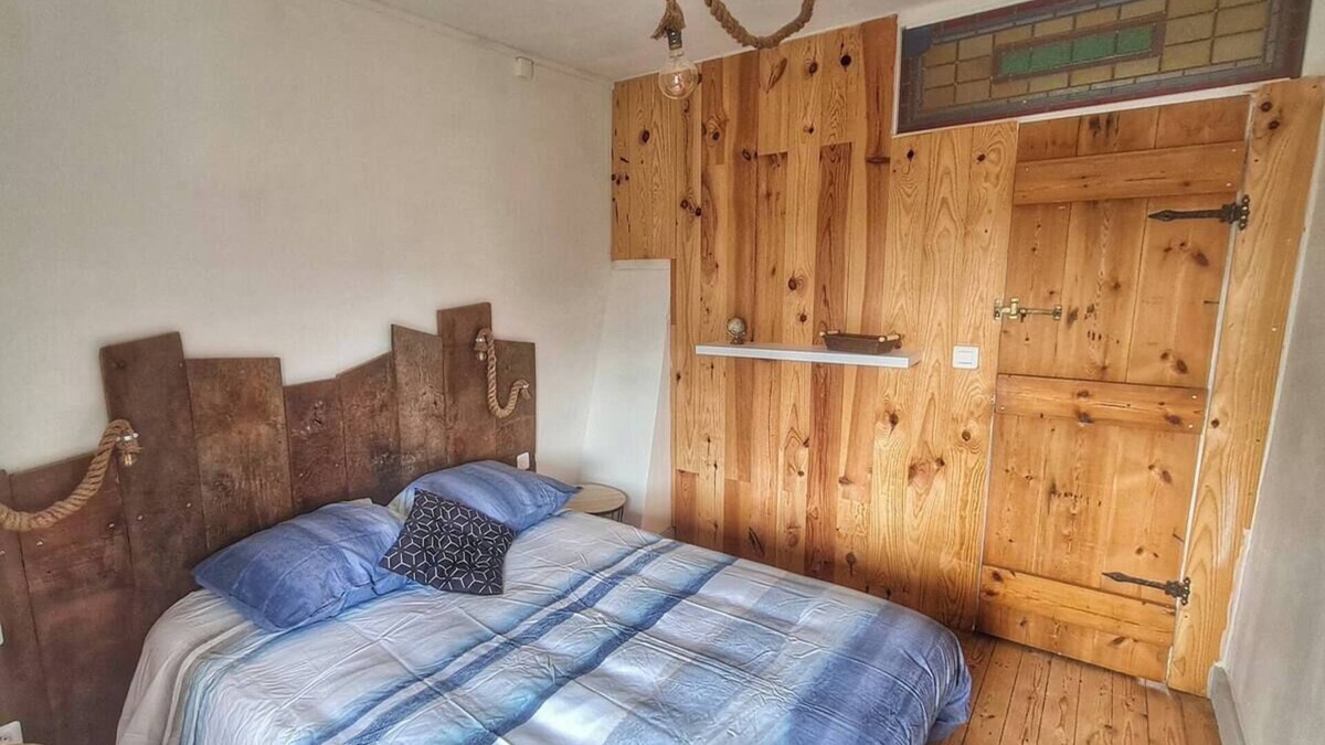 Lizieres House | Village house at the gateway to Creuse
