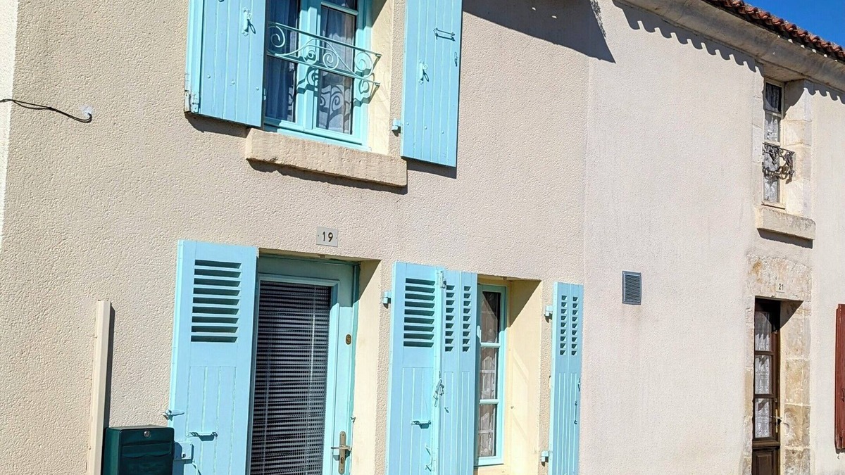 Foussais-Payre Hotel | Village house classified as a "petite cité de caractère
