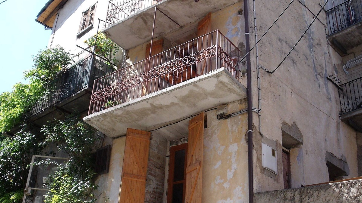 Old Tende House | Village house for 8 people - discover the Vallée des Merveilles!