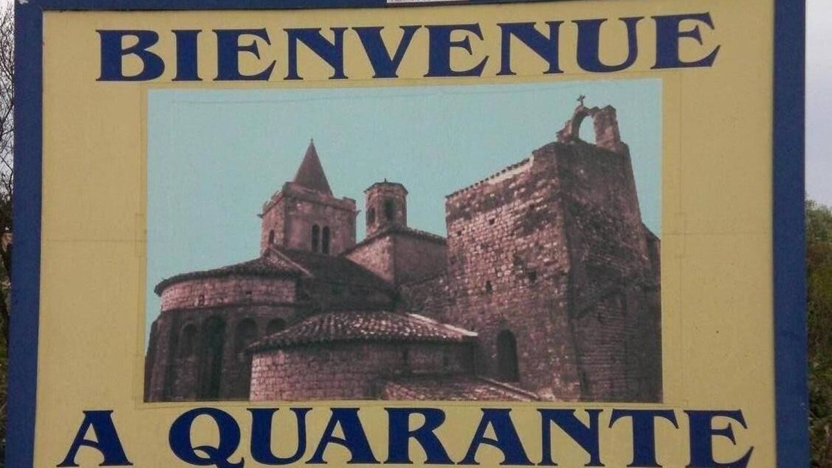 Quarante House | village house fully equipped near Beziers