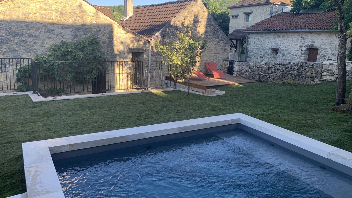 Saint-Medard House | Village house Ideally located