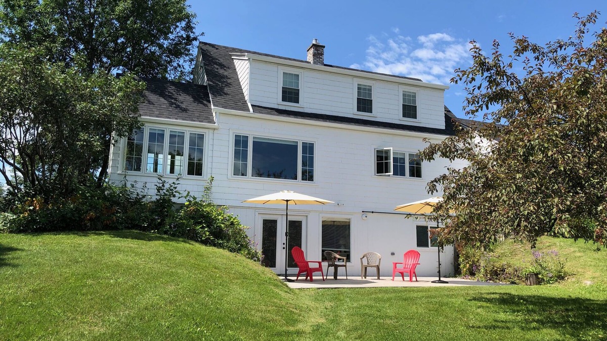 Danville House | Village House in Iconic Vermont Town