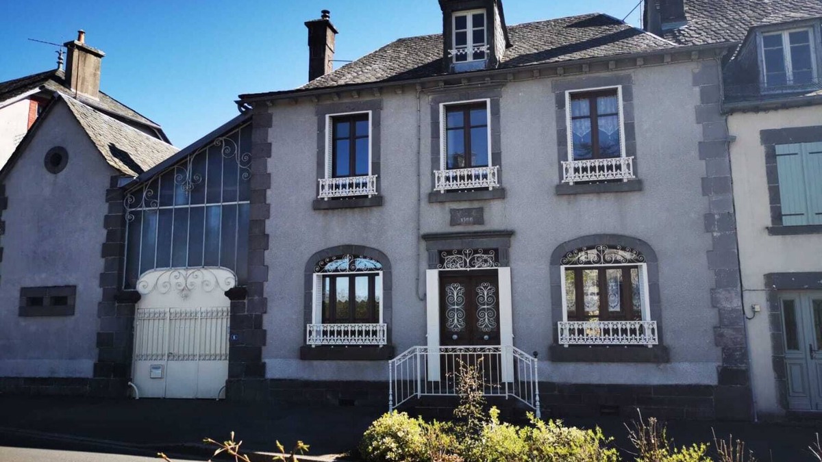 Champagnac House | Village house in the heart of the village, close to all amenities