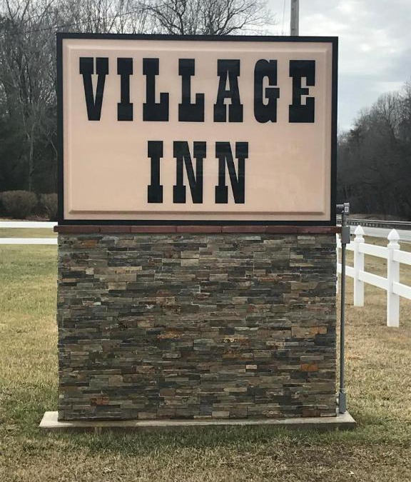 Nelson Hotel | Village Inn