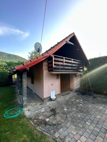 Omsenie House | Village Light House
