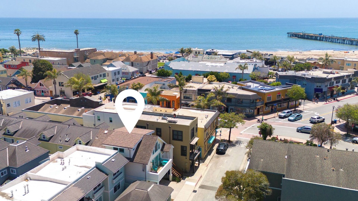 Capitola House | Village Mermaid Beach House