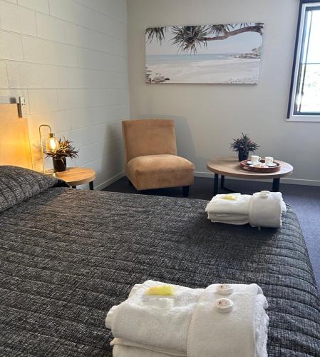 Moranbah Hotel | Village National The Isaac