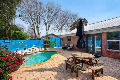 Gulf Breeze House | Village Oasis