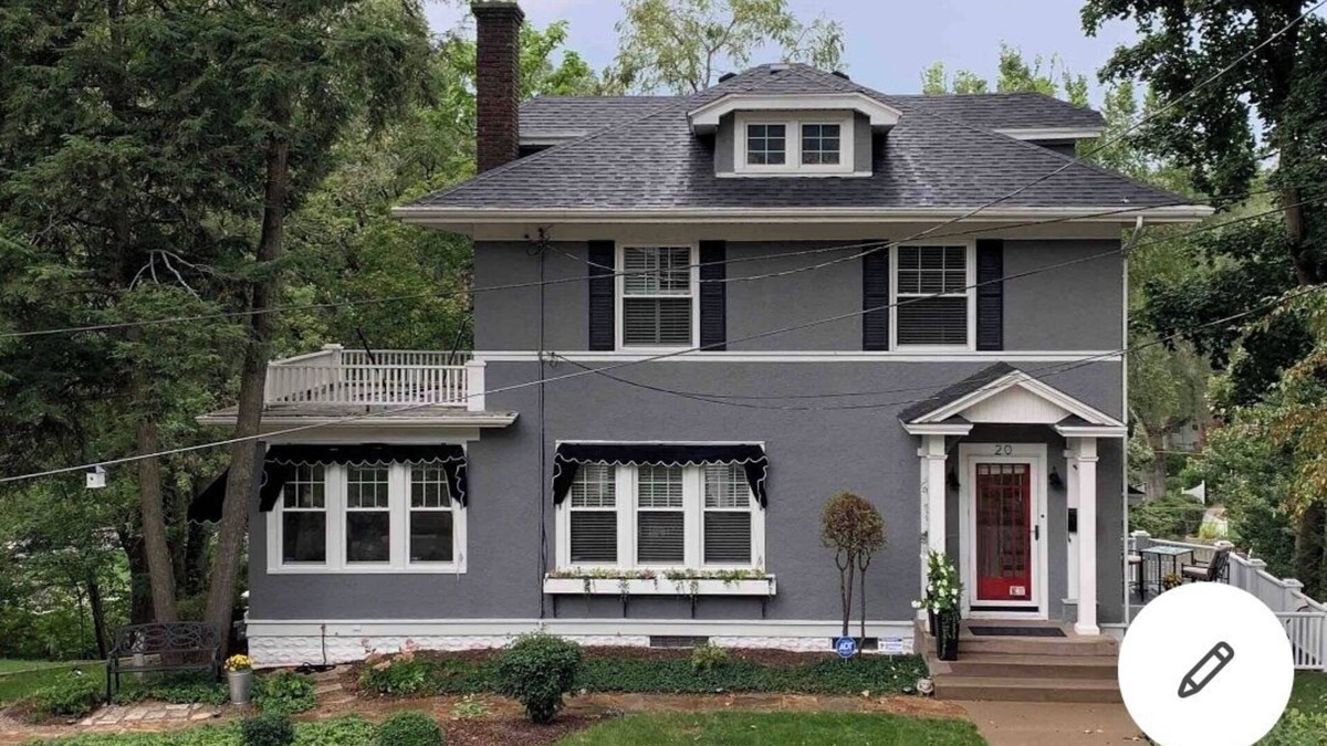 Davenport House | Village of east Davenport retreat