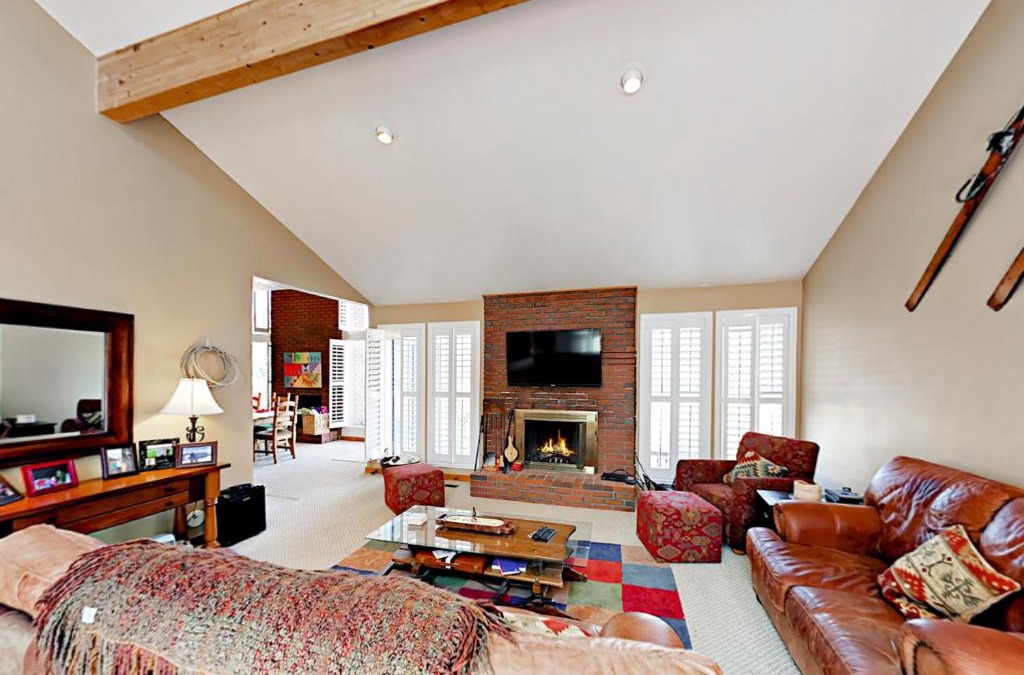 South Snyderville Basin House | Village Round Dreams