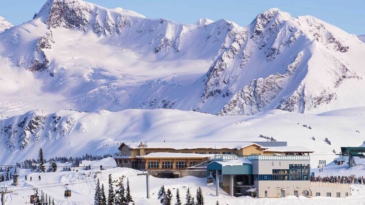 Whistler Cay Heights Apartment | VILLAGE STROLL - Spectacular Village Stroll location & Designer Remodel.