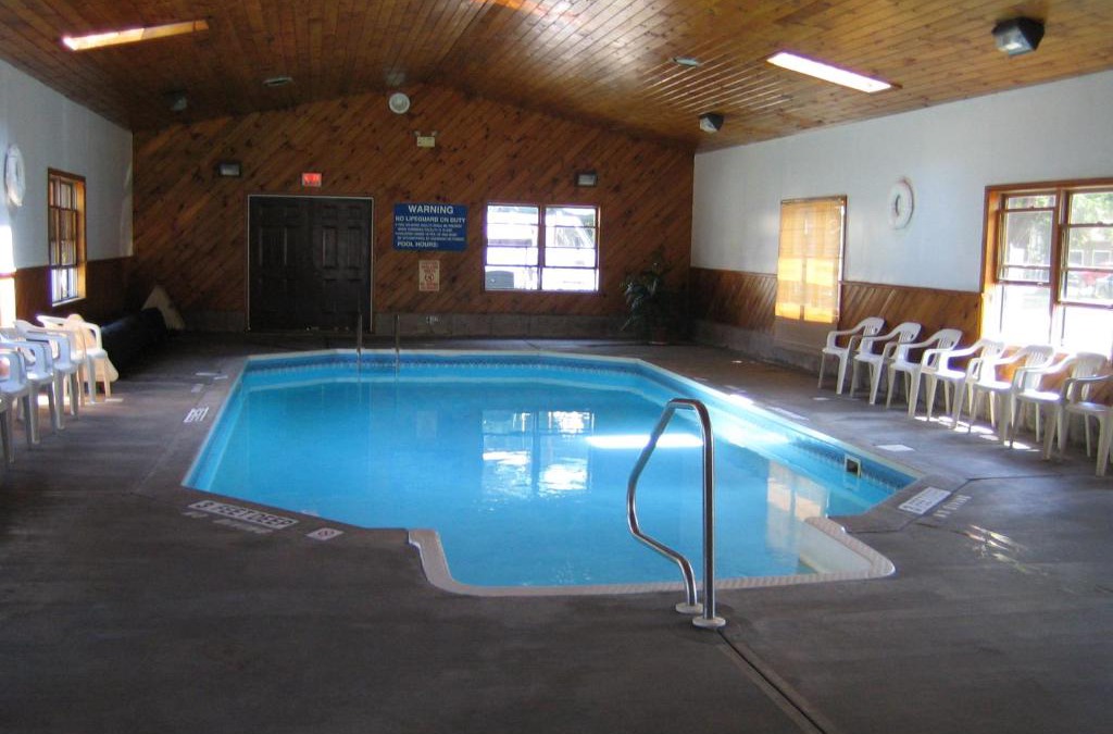 Watkins Glen Hotel | Villager Motel & Glen Manor Estate