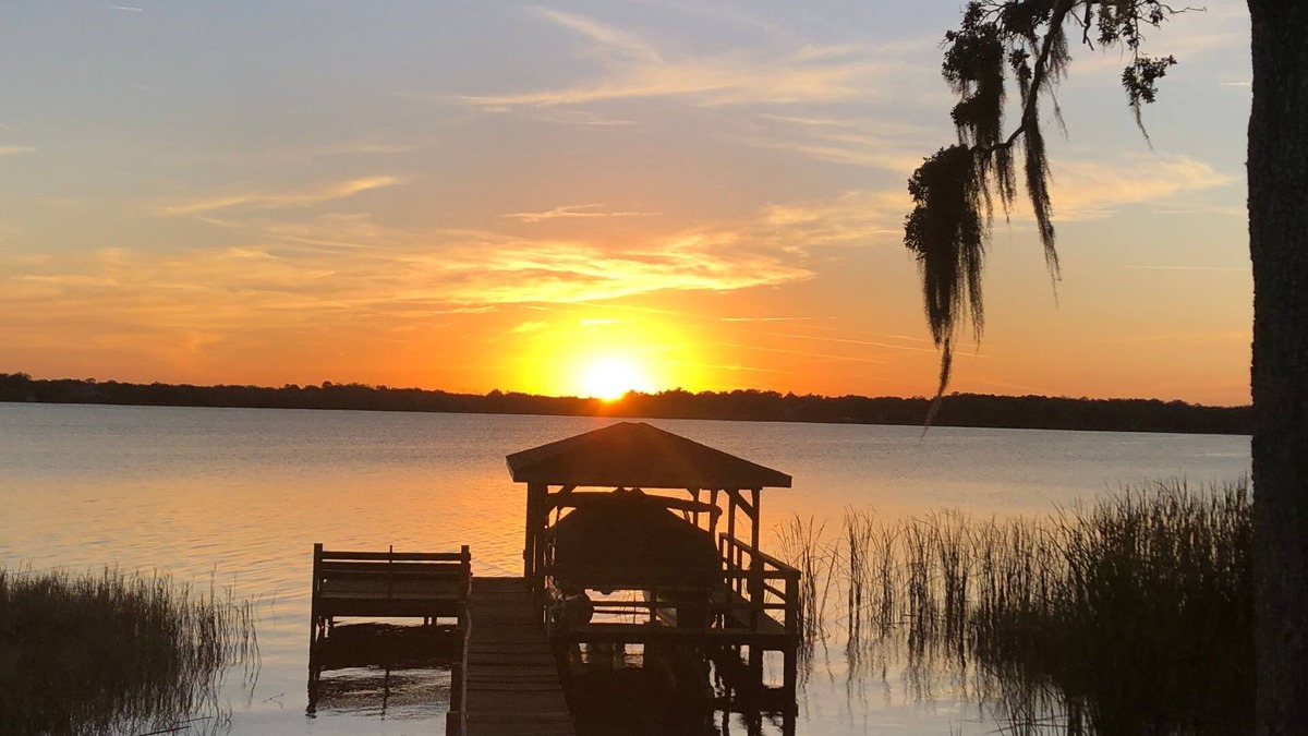 Fruitland Park House | Villages- Lake Griffin, Waterfront Home, 4 Miles To Villages, Harris Chain Lakes