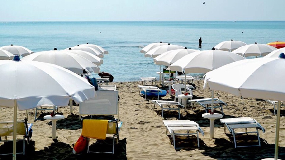 Bernalda RV Rental | Villaggio le Palatine