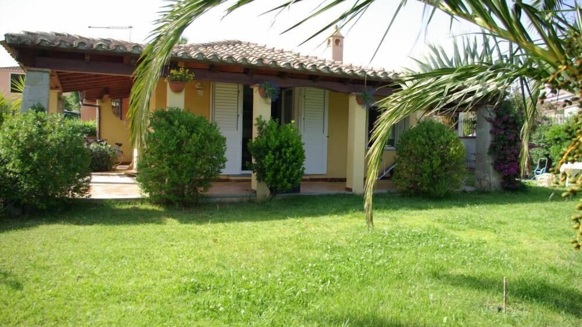 Arbatax Villa | VILLAMAR with garden facing the sea !