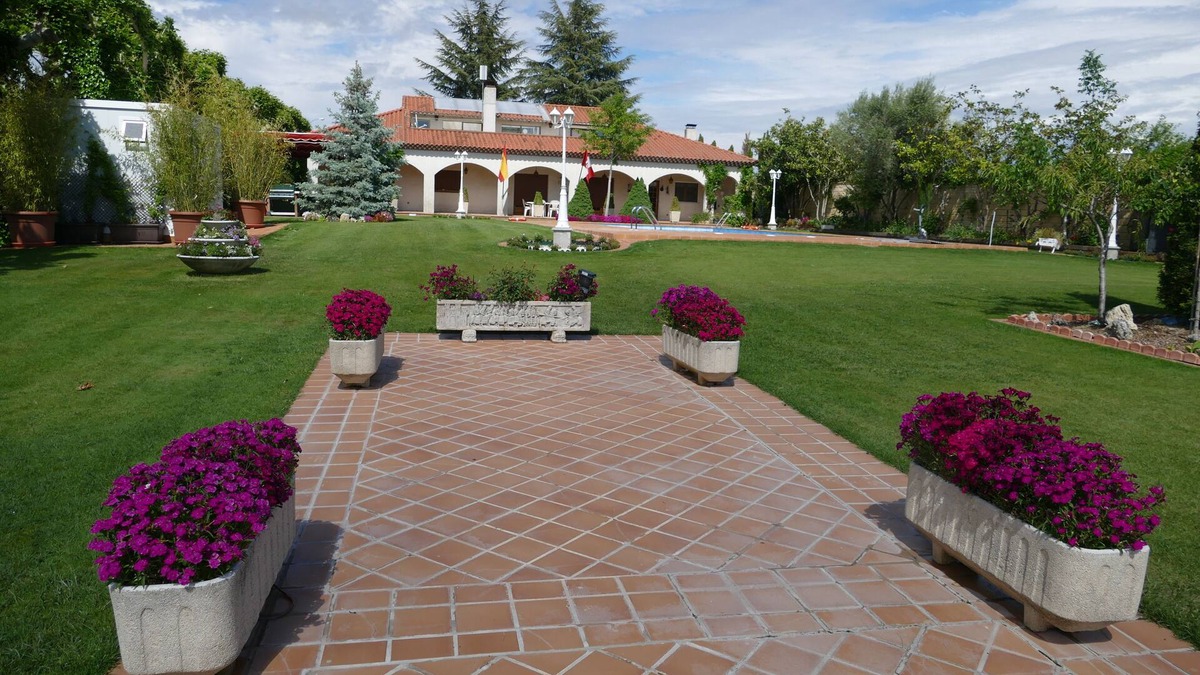 Villamayor Villa | VILLAMERCEDES 1, a paradise in SALAMANCA (Spain).