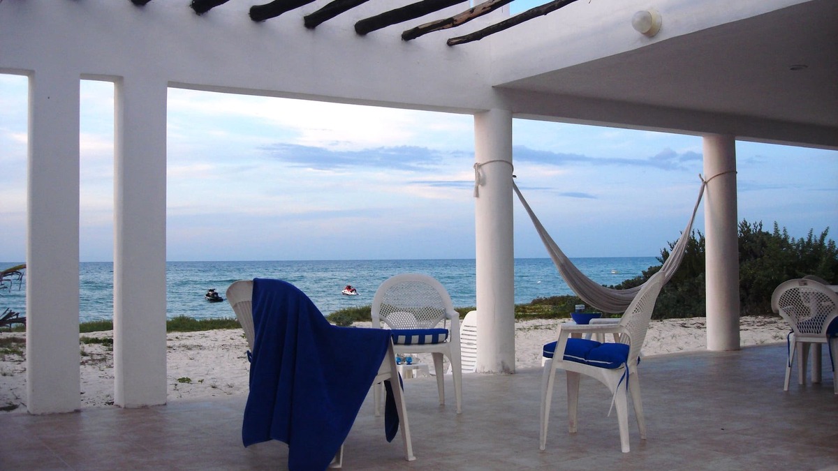 Chicxulub Puerto Villa | Villas del Mar ' Bin Kiin ' Casa duplex with A/C.optional service.