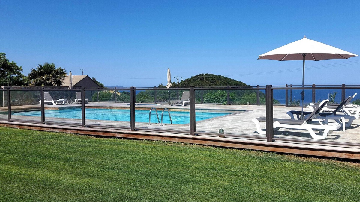 Farinole Hotel | Villas U San Daniellu