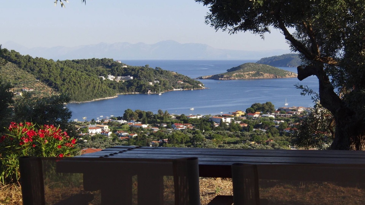 Skiathos Apartment | VILLAS ZOE, APARTMENT, Spectacular Views, Privacy, Peaceful Location