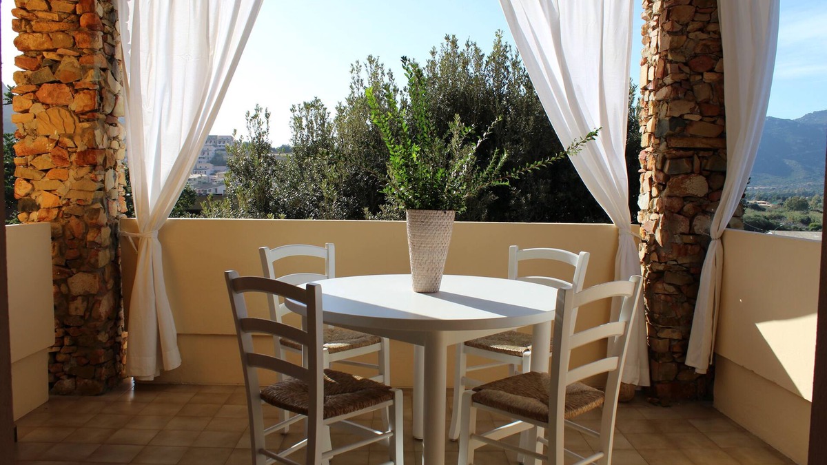 Villasimius Apartment | Villasimius - Bright and comfortable apartment Reg. RegionaIe I. U.N. P 2864