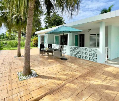 Guaniquilla House | Villatoña, 4BR, Beach house with pool