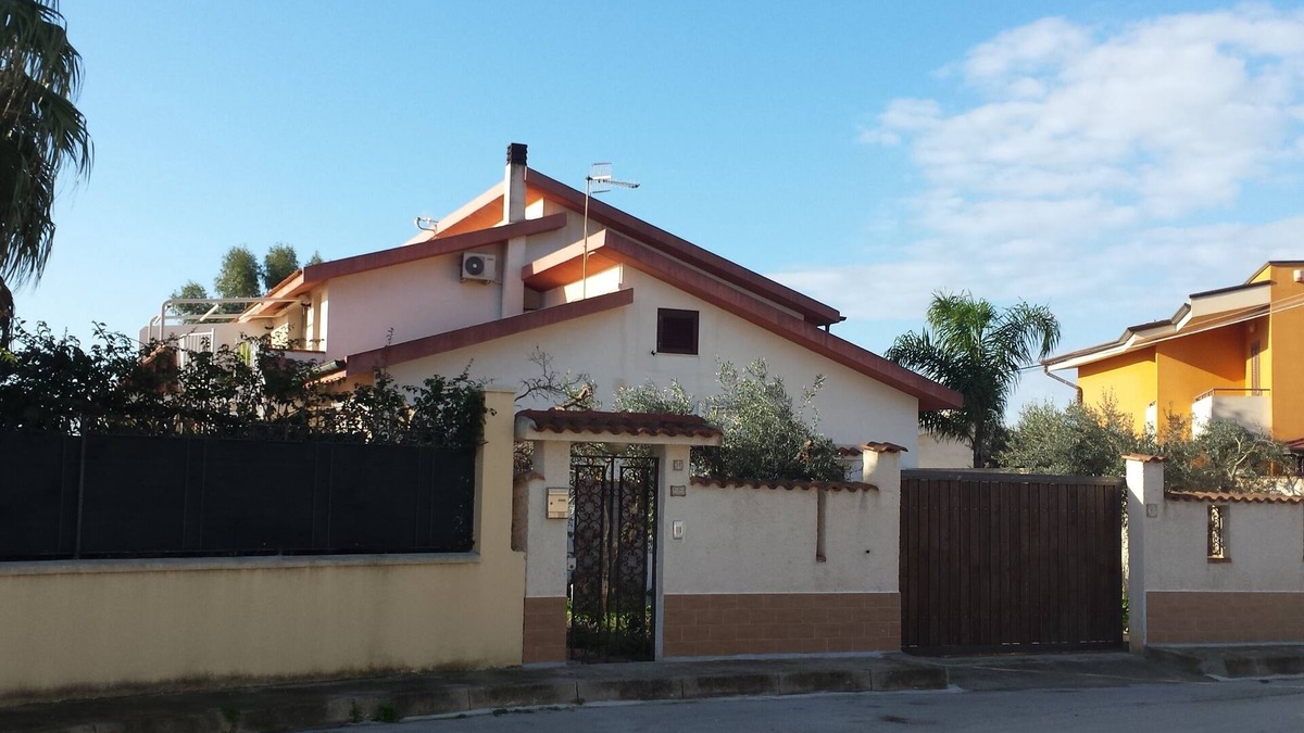 Sciacca Apartment | VILLAVENEZIA 2 apartment villa with garden by the sea Capo San Marco Sciacca