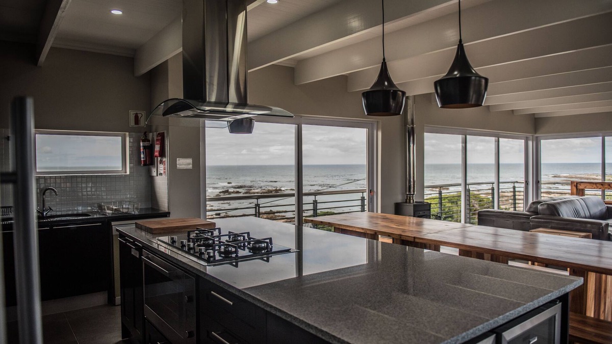 Van Dyks Bay House | VillaVue: Superb sea views; Shark & Whale Watching