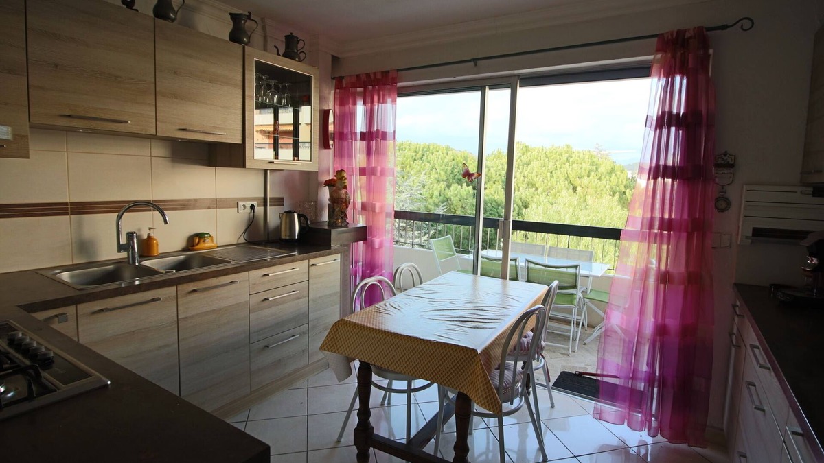 Villeneuve-Loubet Apartment | VILLENEUVE LOUBET BEACH 5MN FROM BEACHES, 2 BEDROOMS 2 BATHROOMS SEA VIEW, TENNIS