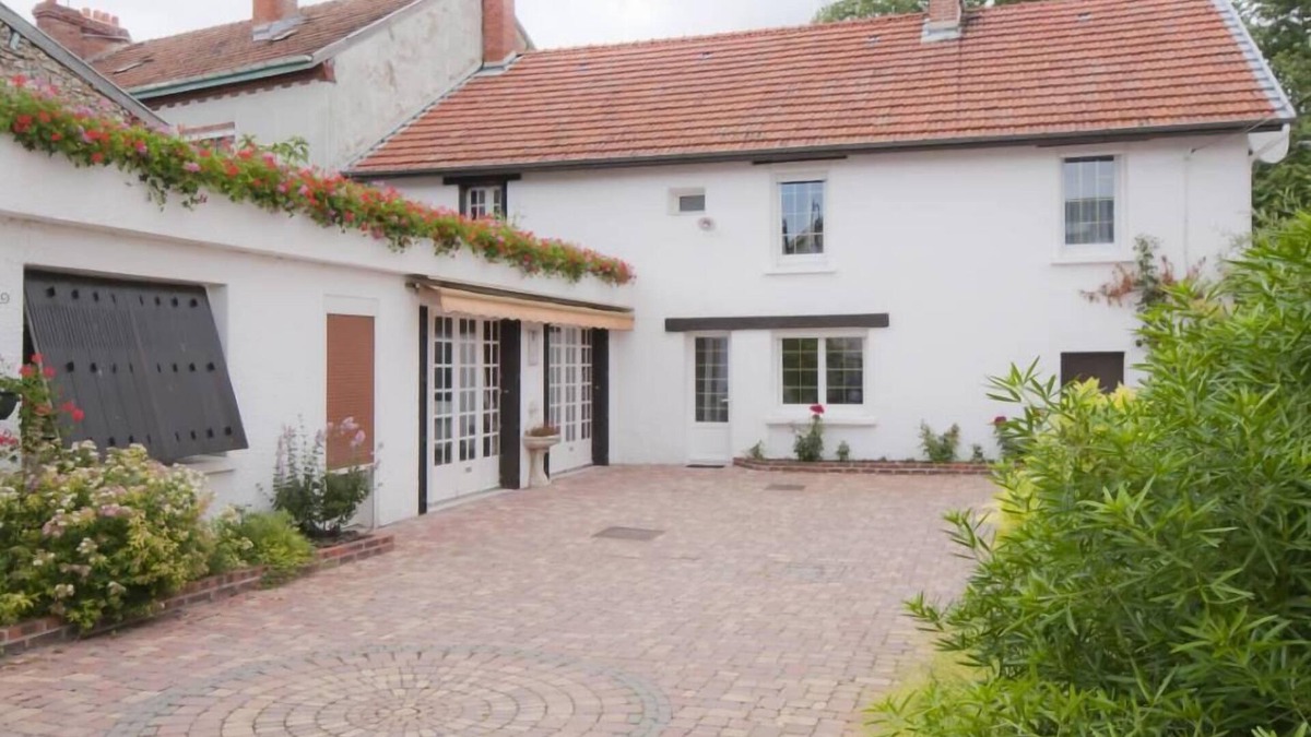 Binson-et-Orquigny House | Villers Sous Chatillon: Mansion - Villers Sous Chatillon