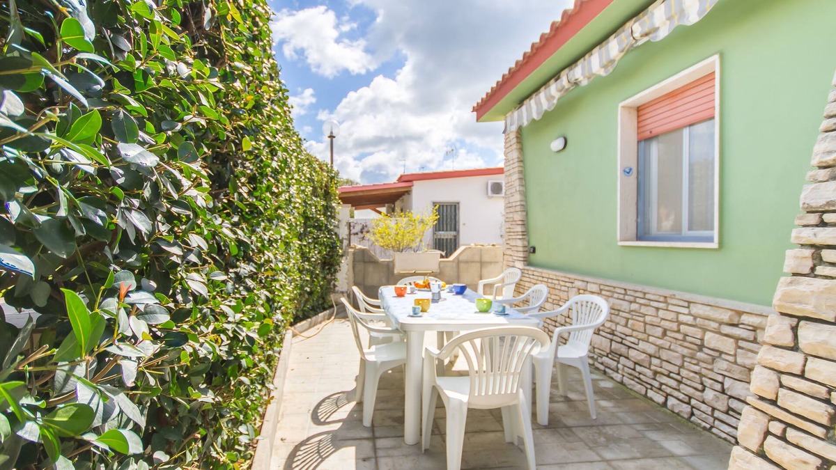 Scala di Furno Villa | Villetta Belvedere 400 Meters From Sea, Porto Cesareo, Italy