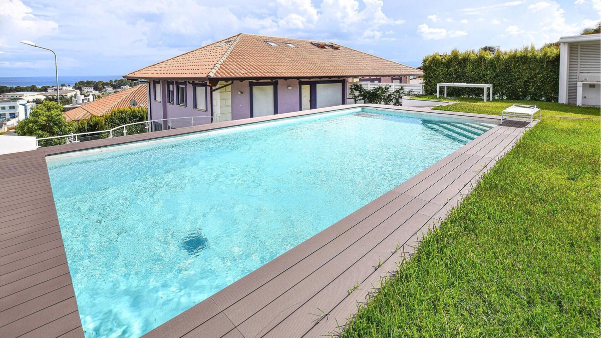 Catanzaro Lido Apartment | Villetta il Mirto