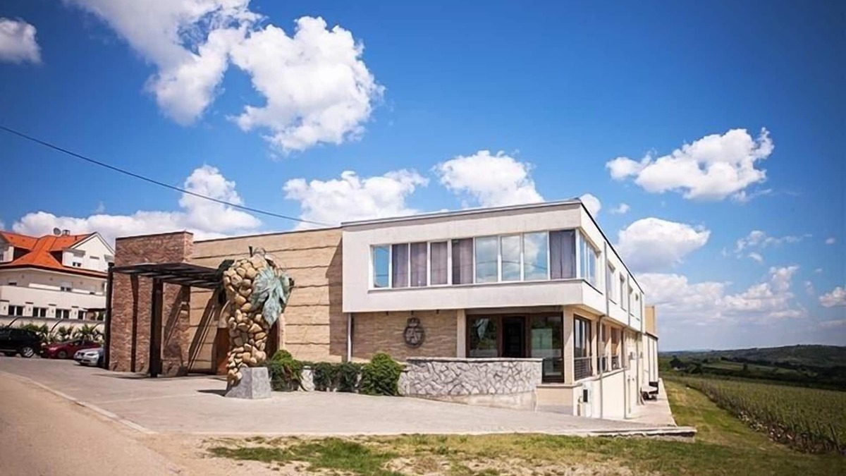 Mladenovac Bed & Breakfast | Vinarija Aleksandrović Rooms