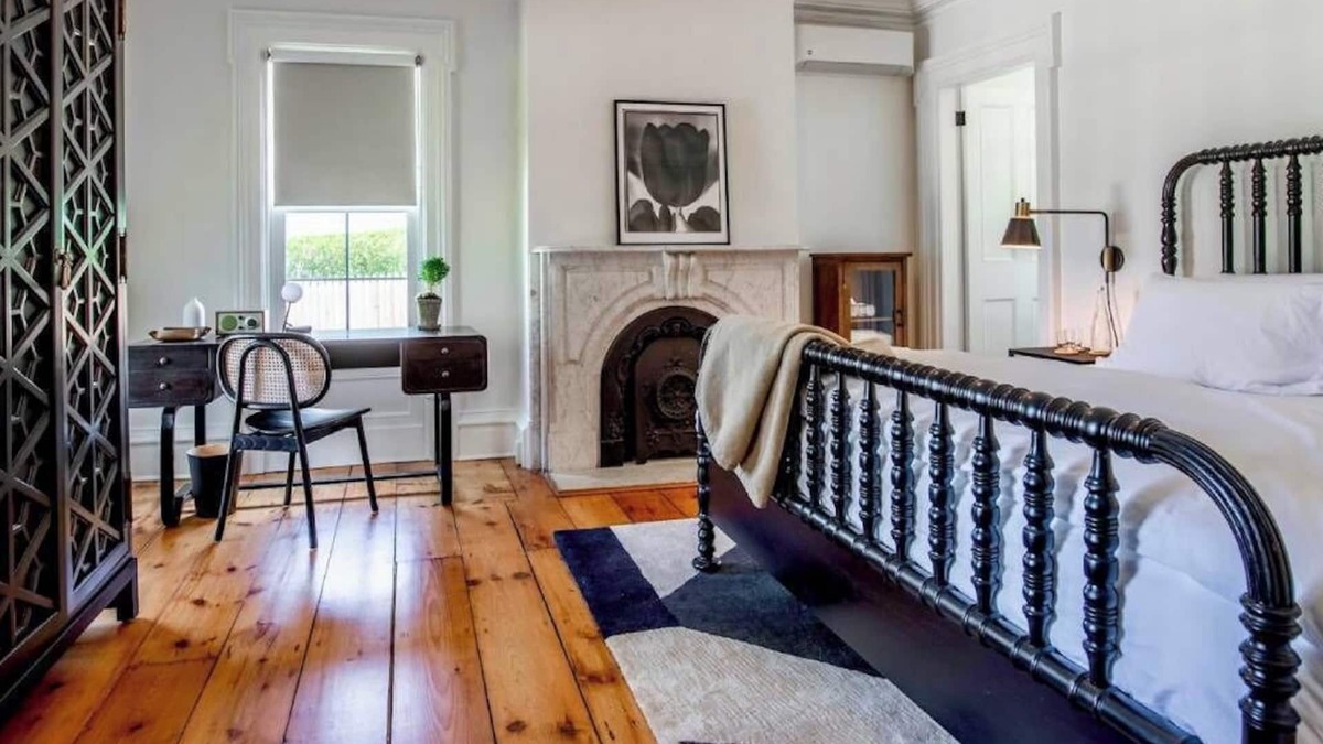 Southold Bed & Breakfast | Vine + Sand-Southold, NY'S Newest B&B-Room 1-King Bed and Ensuite Bathroom With Soaking Tub