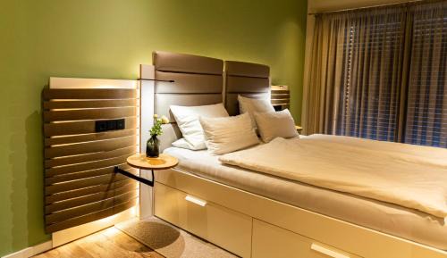 Maikammer Apartment | vineLodge L