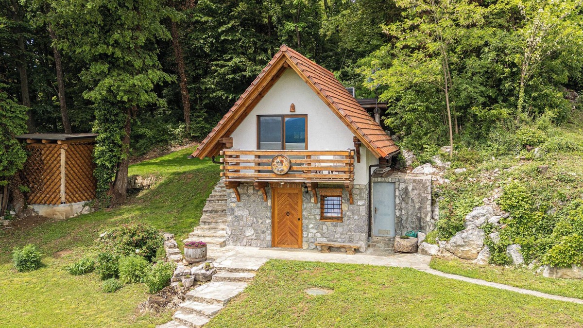 Trska Gora House | Vineyard Cottage Rataj 2 Wellness, Novo mesto, Slovenia