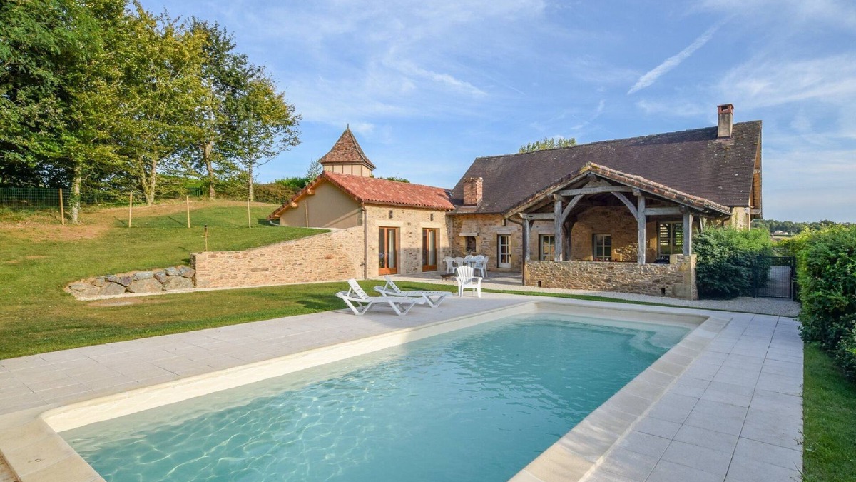 Saint-Medard-d'Excideuil Cottage | Vineyards and Valleys: A French Hide-In