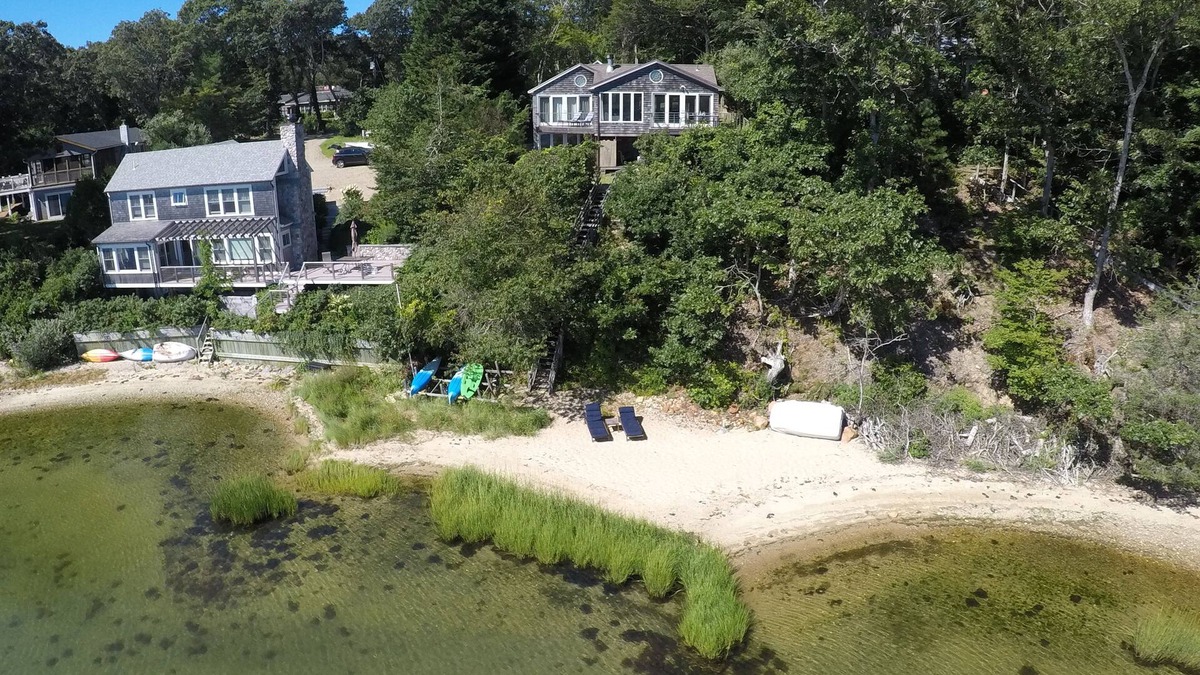 Vineyard Haven House | Vineyard Haven Beach House