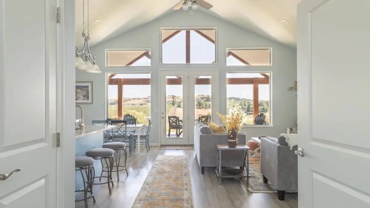 Selah House | Vineyard View "Taste of Tuscany", incredible 220 degree view, in Wine Country!