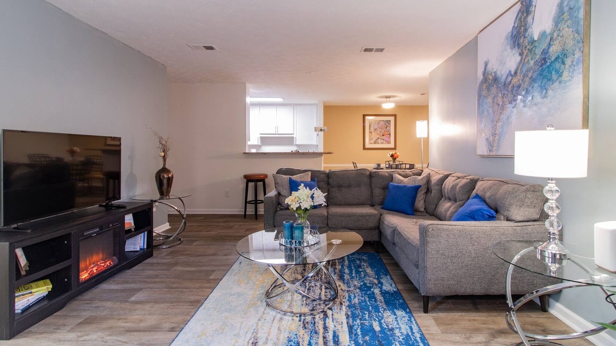 Vinings Apartment | Vinings Vista: Your Serene VRBO Escape in Georgia