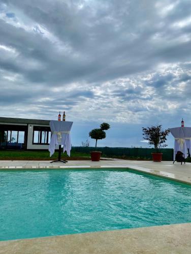 Belgrade Villa | Vino & Vista