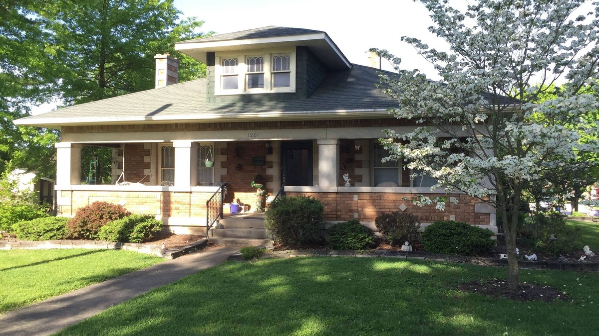 Bedford House | Vintage 1920s Craftsman Bungalow