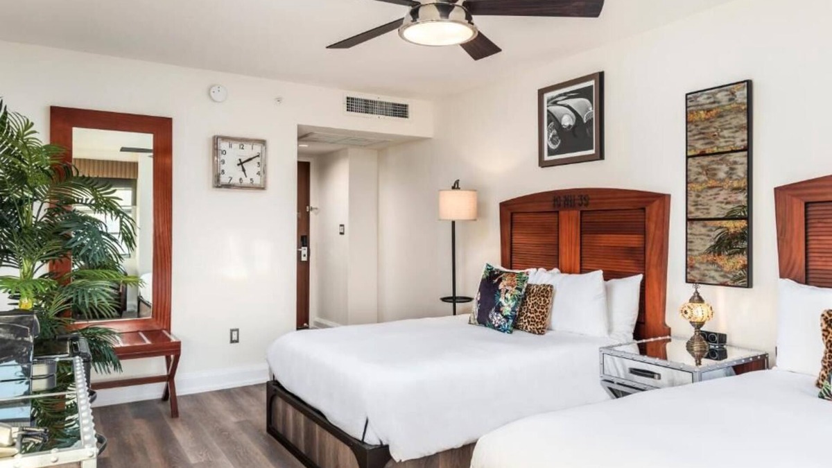 City Center Hotel | Vintage 2 Bedroom, National Hotel Miami Beach Adults-Only