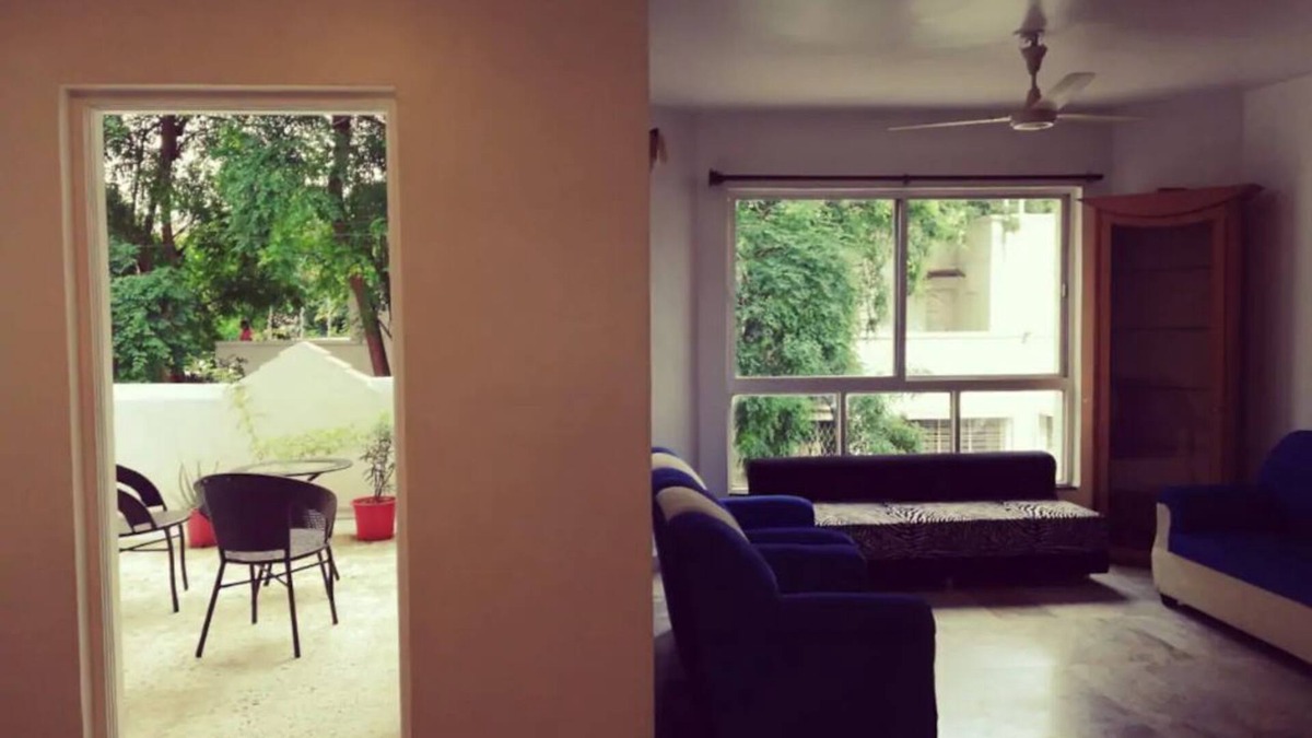 Koregaon Park Apartment | Vintage 2BHK Green & Peaceful - Osho Centre at 5 mins