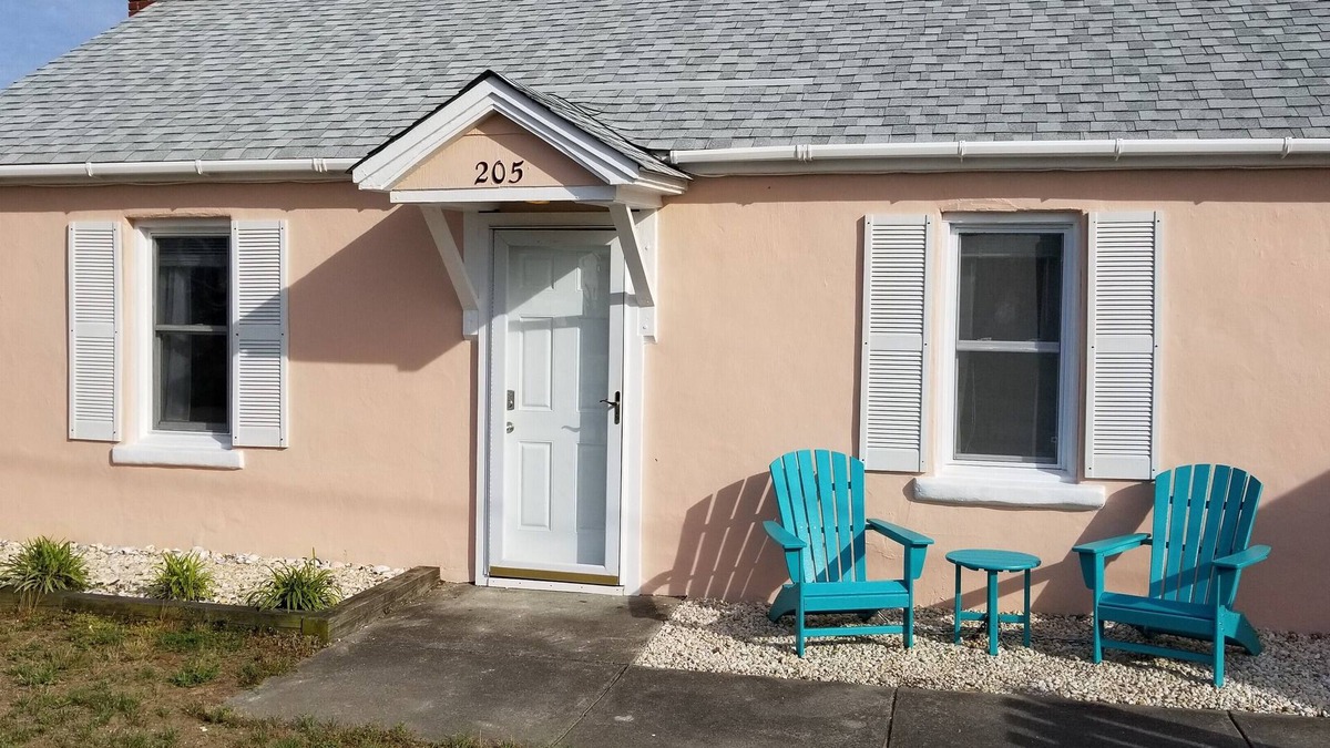 Kill Devil Hills House | Vintage beach bungalow. Steps to beach! Bring your dog!
