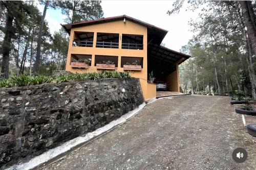 Constanza Ski Chalet | Vintage Cabin GB