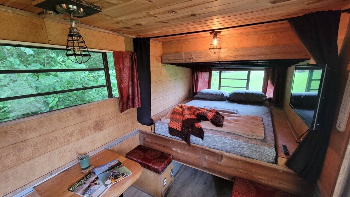 Jonesville Cabin | Vintage Camper Cabin on Beautiful Farm Near Ark & Bourbon Trailn