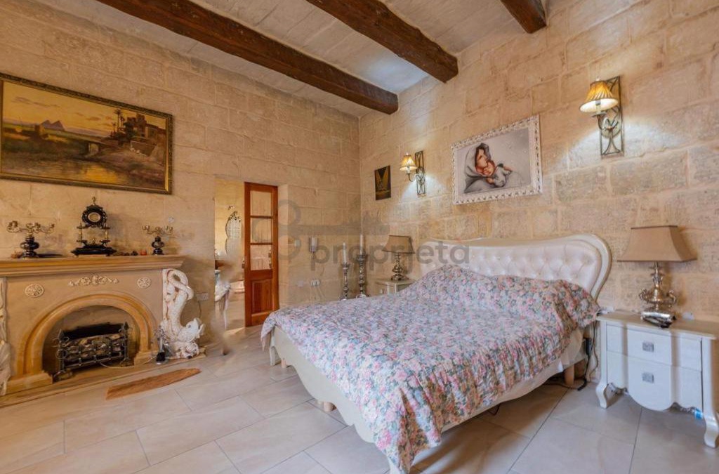 Qormi Bed & Breakfast | Vintage Farmhouse