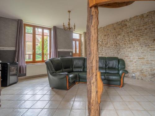 Nouart House | Vintage Holiday Home in Nouart, cleaning included