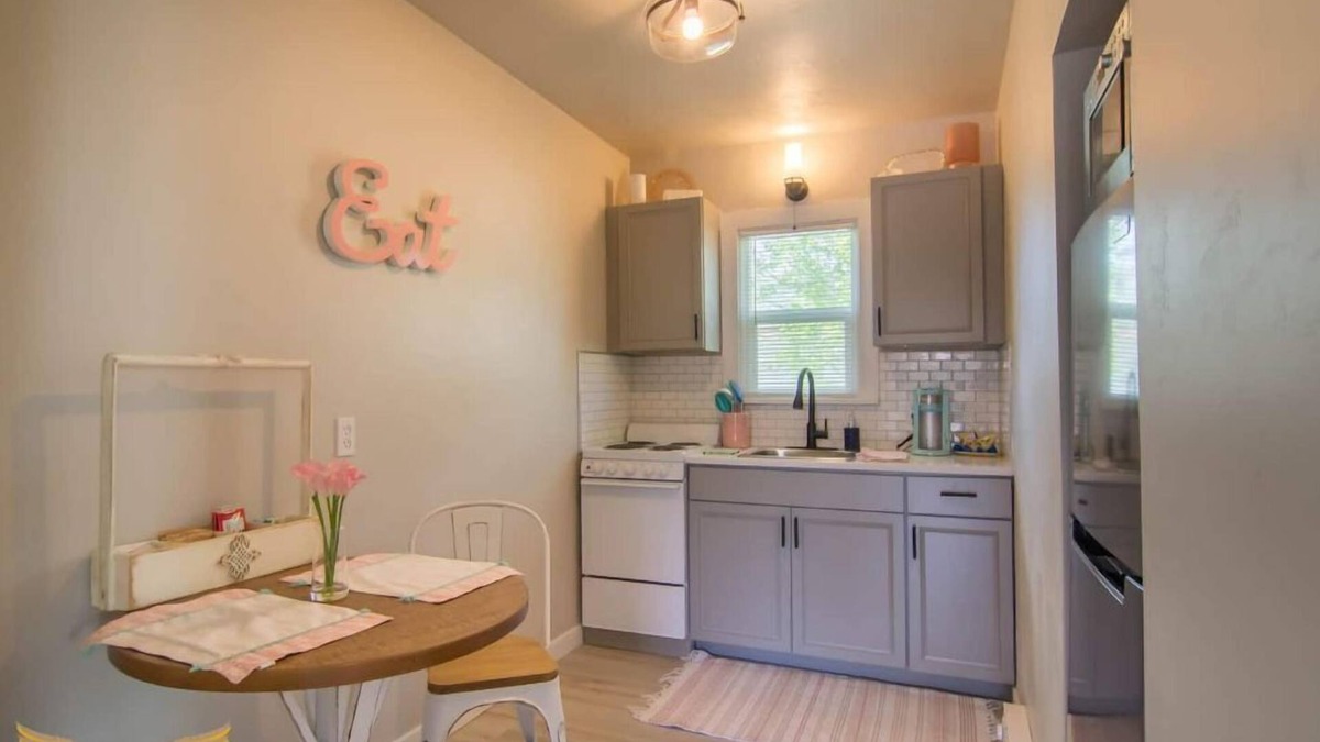 Twin Falls Villa | Vintage Idahoan