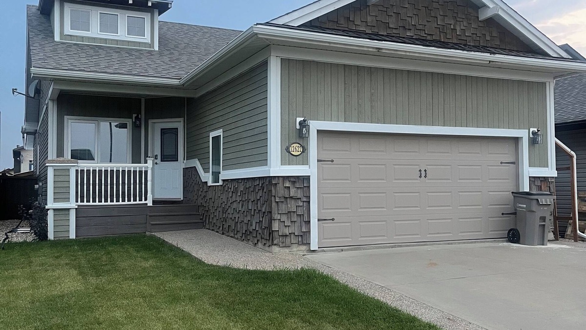 Grande Prairie House | Vintage Style Home